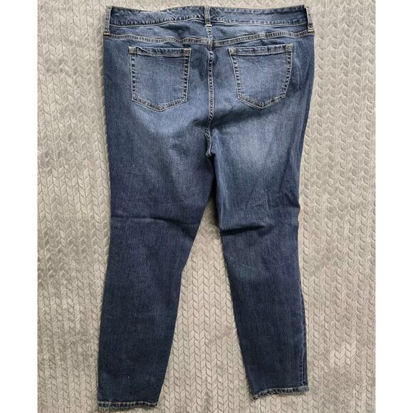 Torrid Stretch Boyfriend Straight Jeans Size 20‎ Blue Pockets Distressed - Picture 9 of 9
